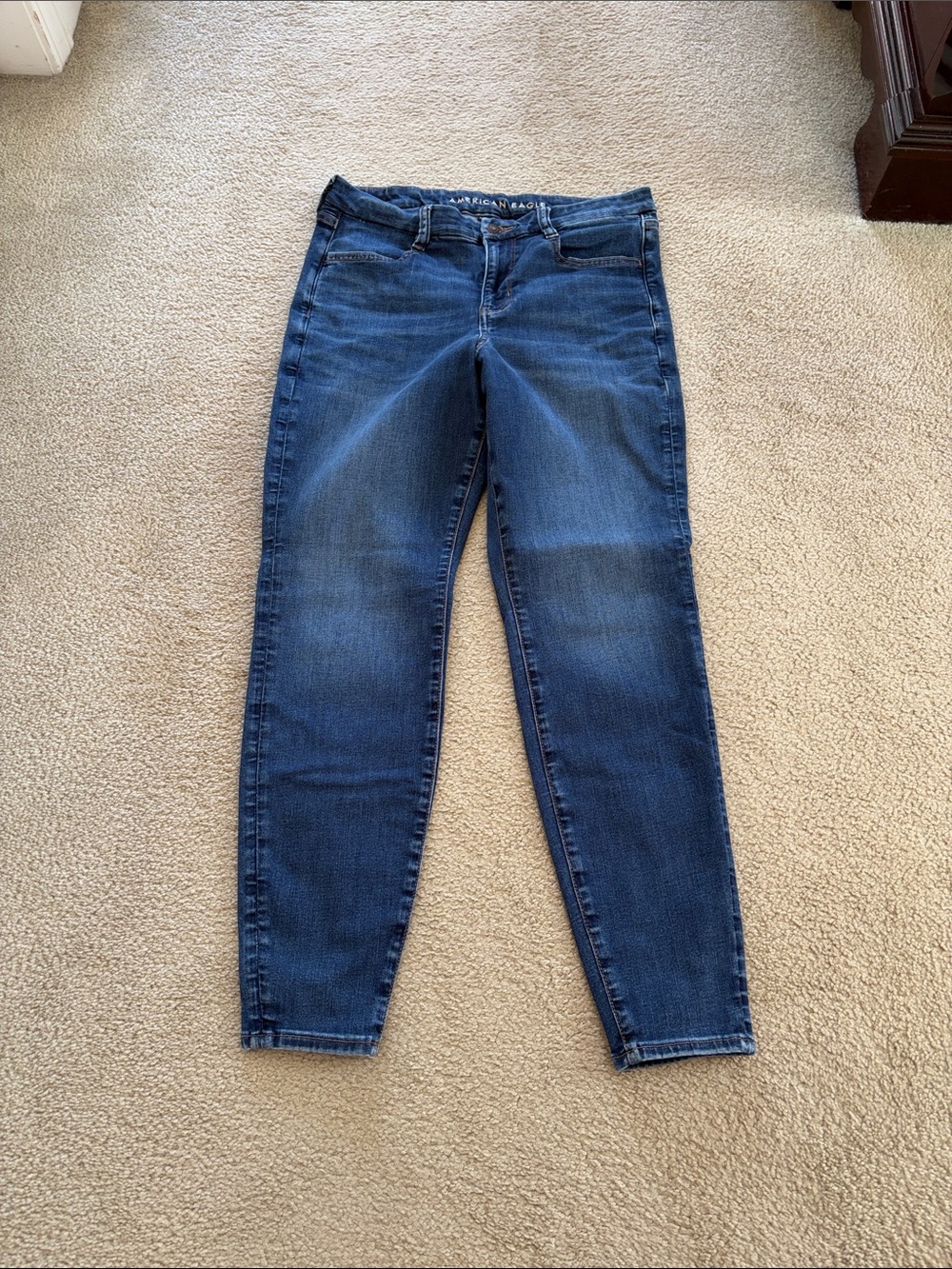 American Eagle Outfitters Women’s Dark Blue Skinny Jeans